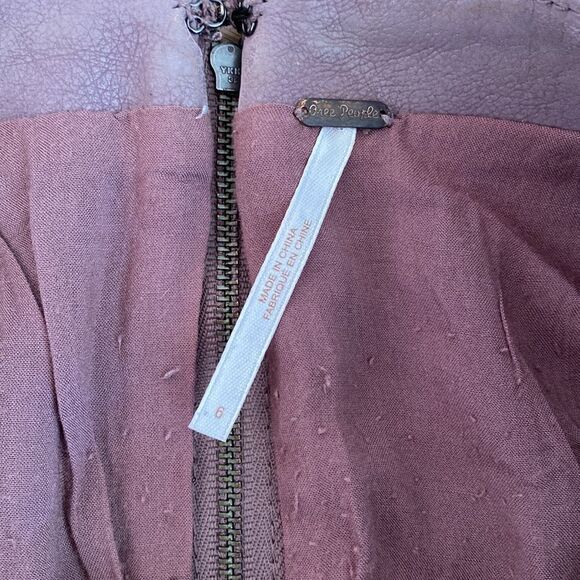 Free People Modern Femme Vegan Suede Mini Skirt in Mauve Size 6 - Picture 9 of 11